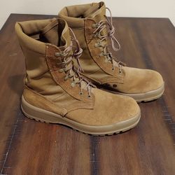 MEN'S COMBAT BOOTS SZ. 10.5 