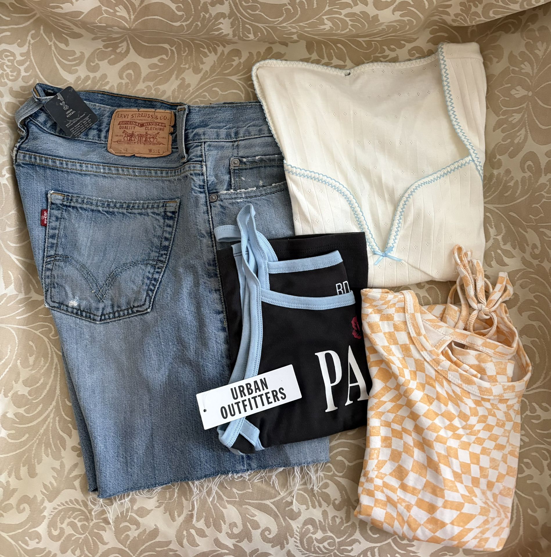 URBAN OUTFITTER New Summer Clothes, Levi’s