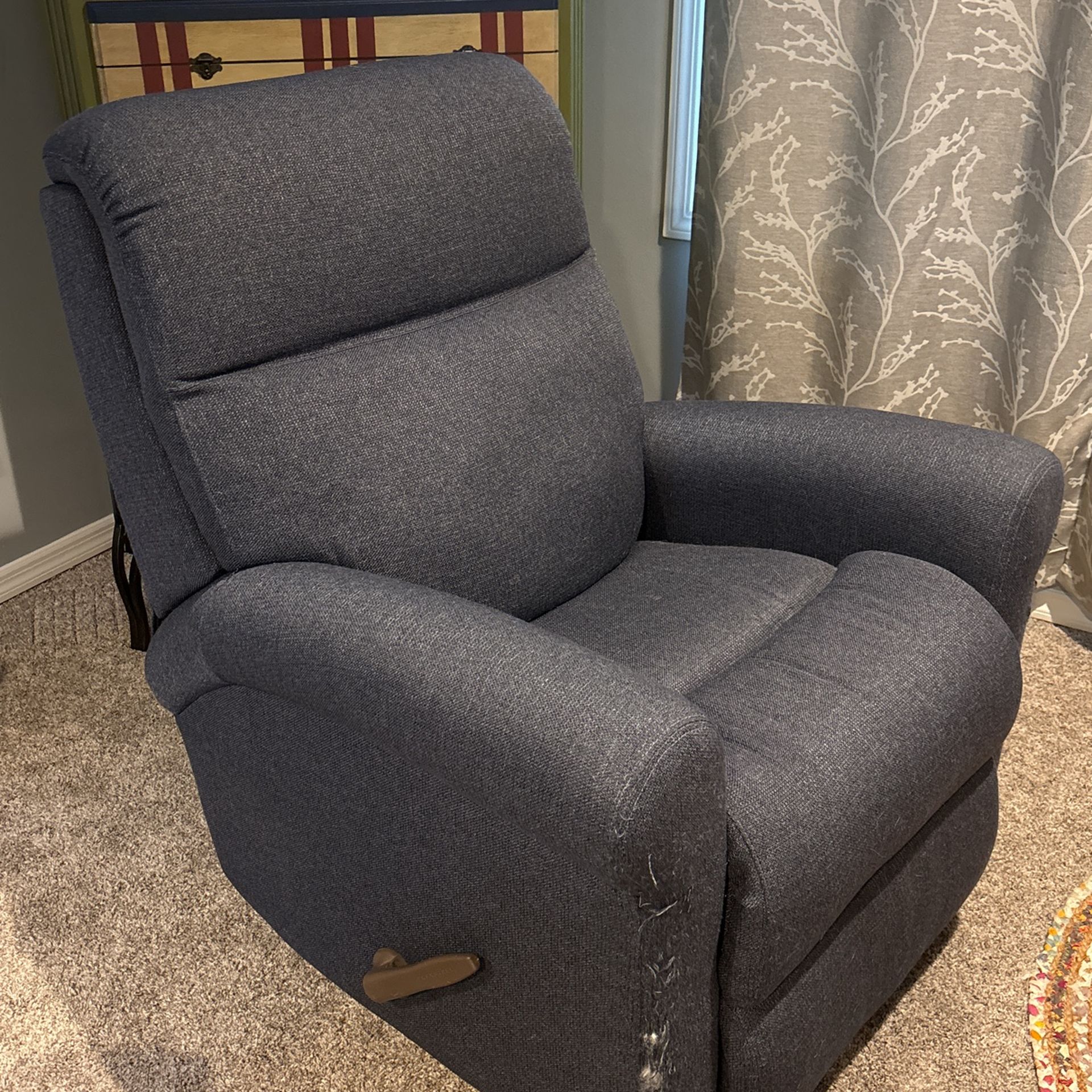 Recliner Chair