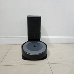 iRobot Roomba i3+ EVO (Self Emptying Dock)