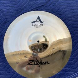 Zildjian A Custom Series 18” Fast Crash Drum Cymbal Retails for $379