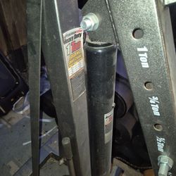 Engine hoist