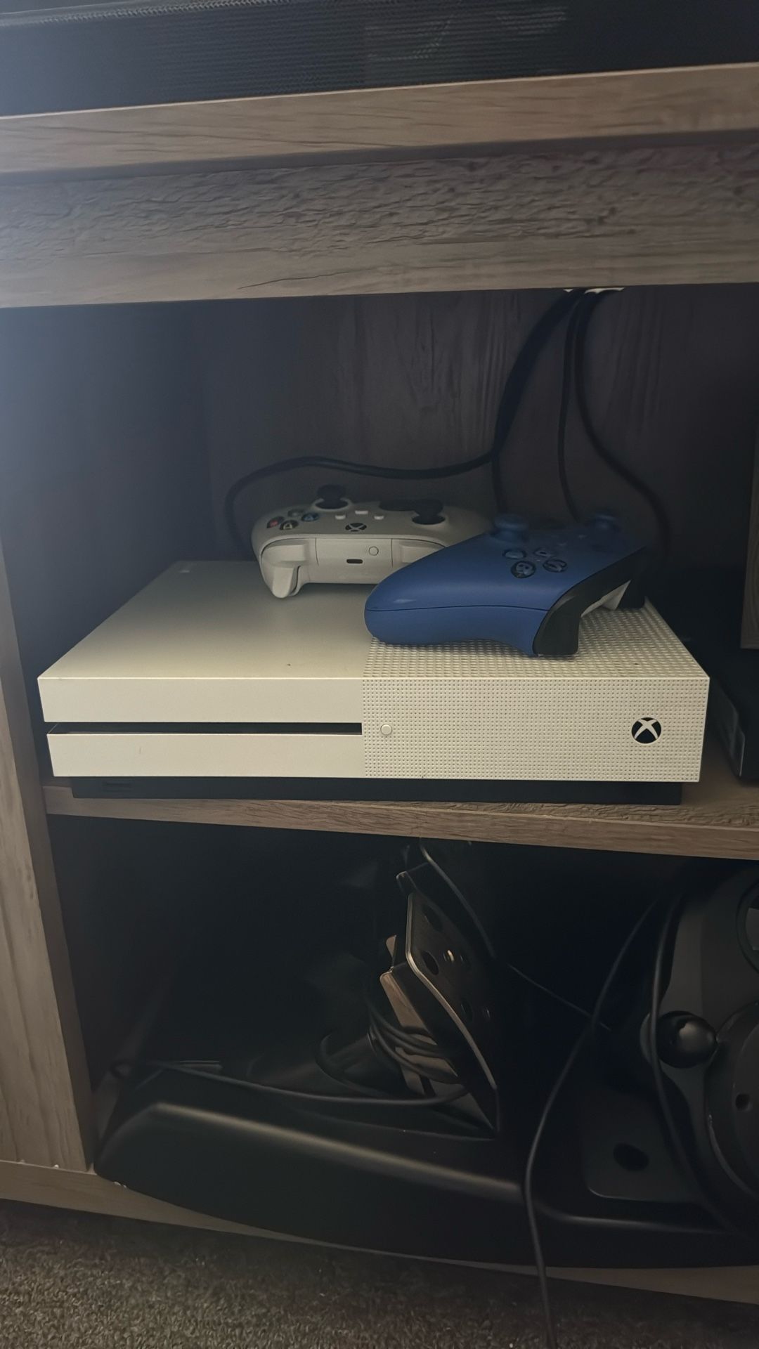 Xbox 1s + Wheel System