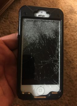 IPhone 5 screen cracked but still works