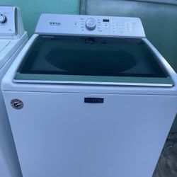 Washer.   Like New!