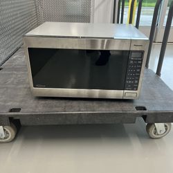 Large stainless steel Microwave