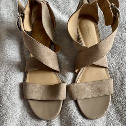 Naturalizer N5 Comfort Suede Tan Shoes - US Size 8.5M