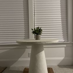 Crate and barrel 32” bistro table