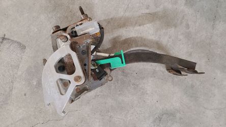 MUSTANG 5spd Pedals with Steeda Aluminum Quadrant 96-04