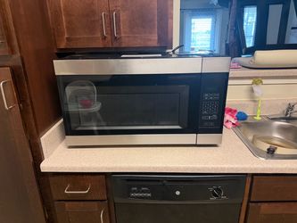Whirlpool microwave / Hood combination