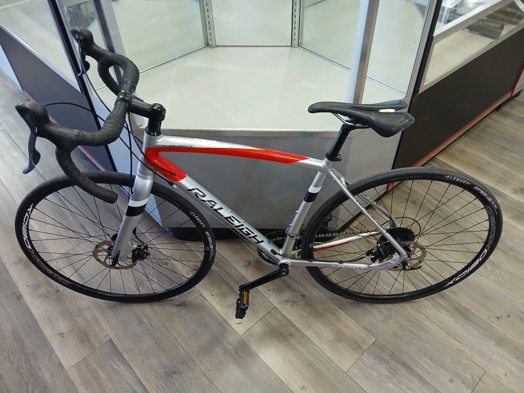 RALEIGH BICYCLE MERIT II