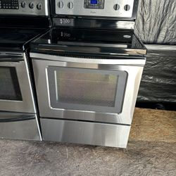 Whirlpool Stove Everything Works Great 60 Days Warranty 