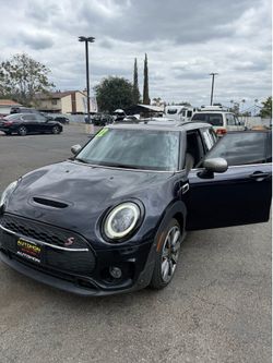 2022 MINI CLUBMAN