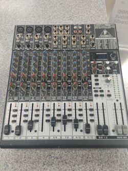 Behringer audio mixer xenyx-1622fx