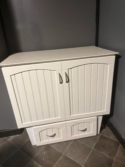 TWIN SIZE MURPHY BED/CHEST WITH TRIFOLD MEMORY FOAM MATTRESS