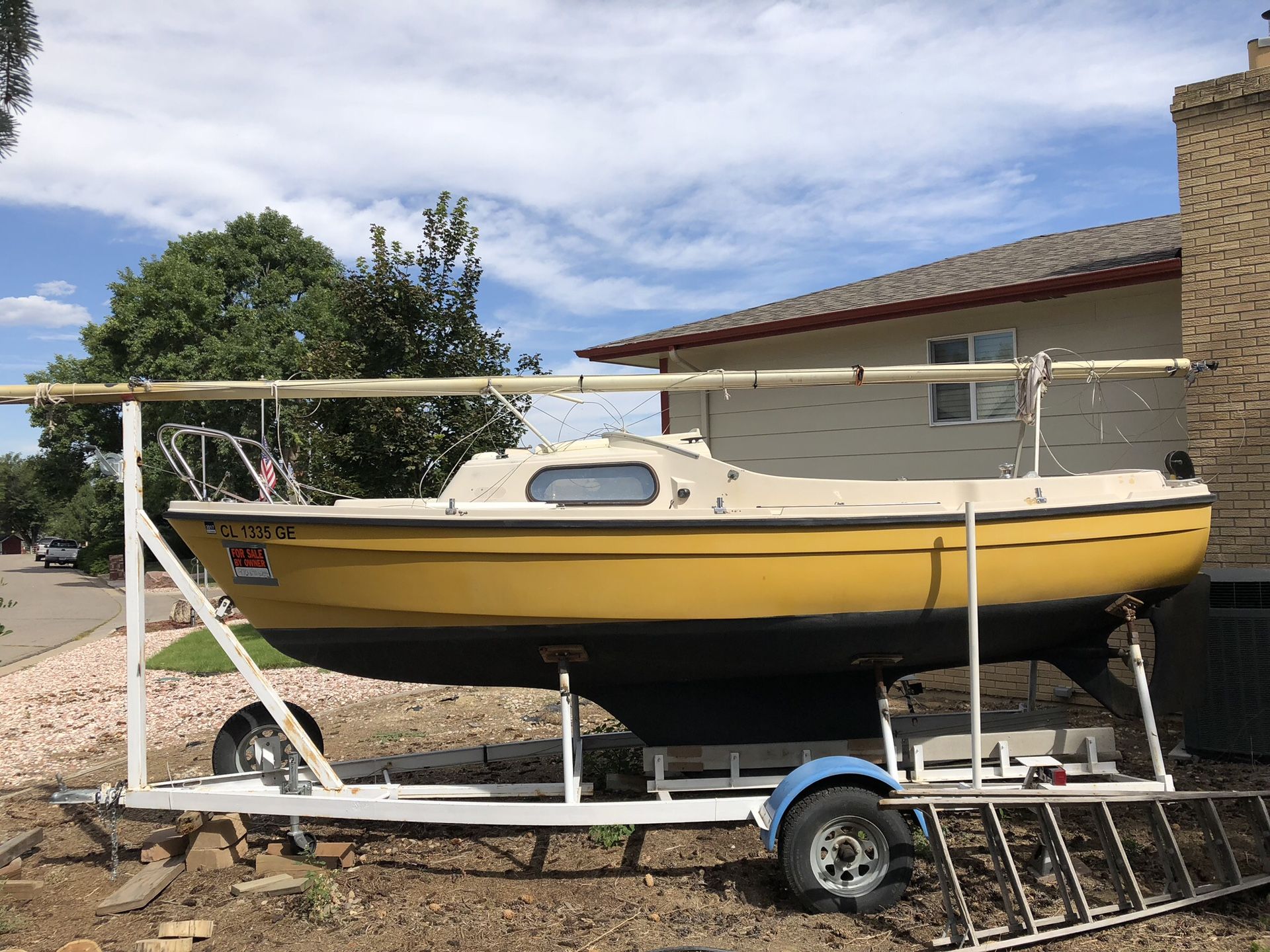 20’ Marie Holm sailboat