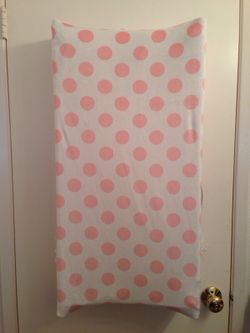 Polka dots changing table cover