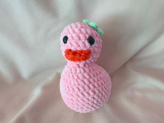CROCHETED PINK DUCK PLUSHIE!