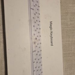 Apple Magic Keyboard 