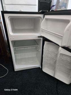 Small refrigerator