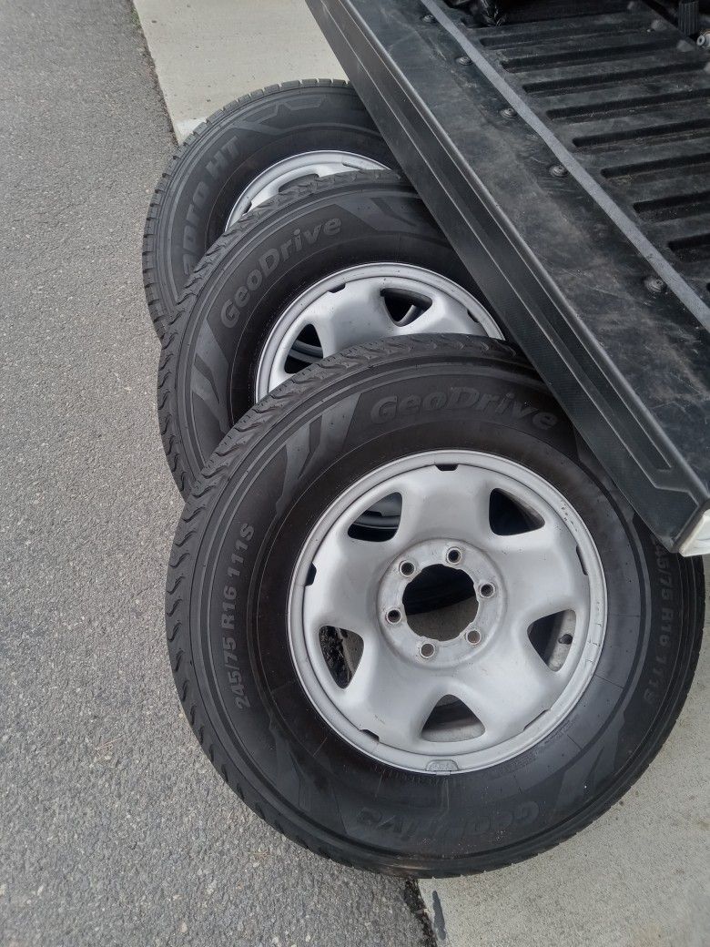 Toyota 6 Lug Steelies Semi New Tires