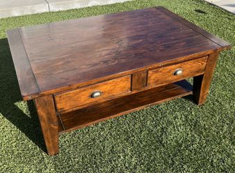 Pottery barn large two drawer rustic coffee table