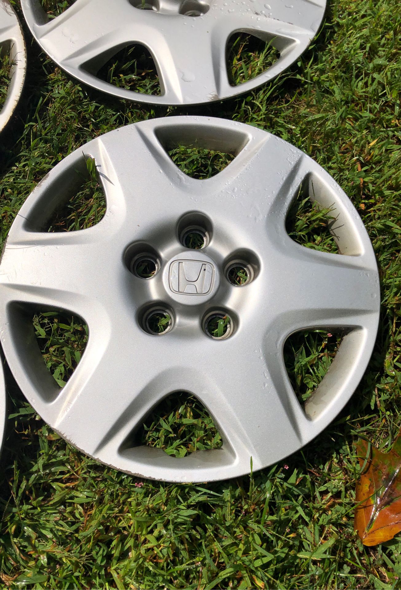 HONDA Accord Hubcaps OEM 15” 2005-2007