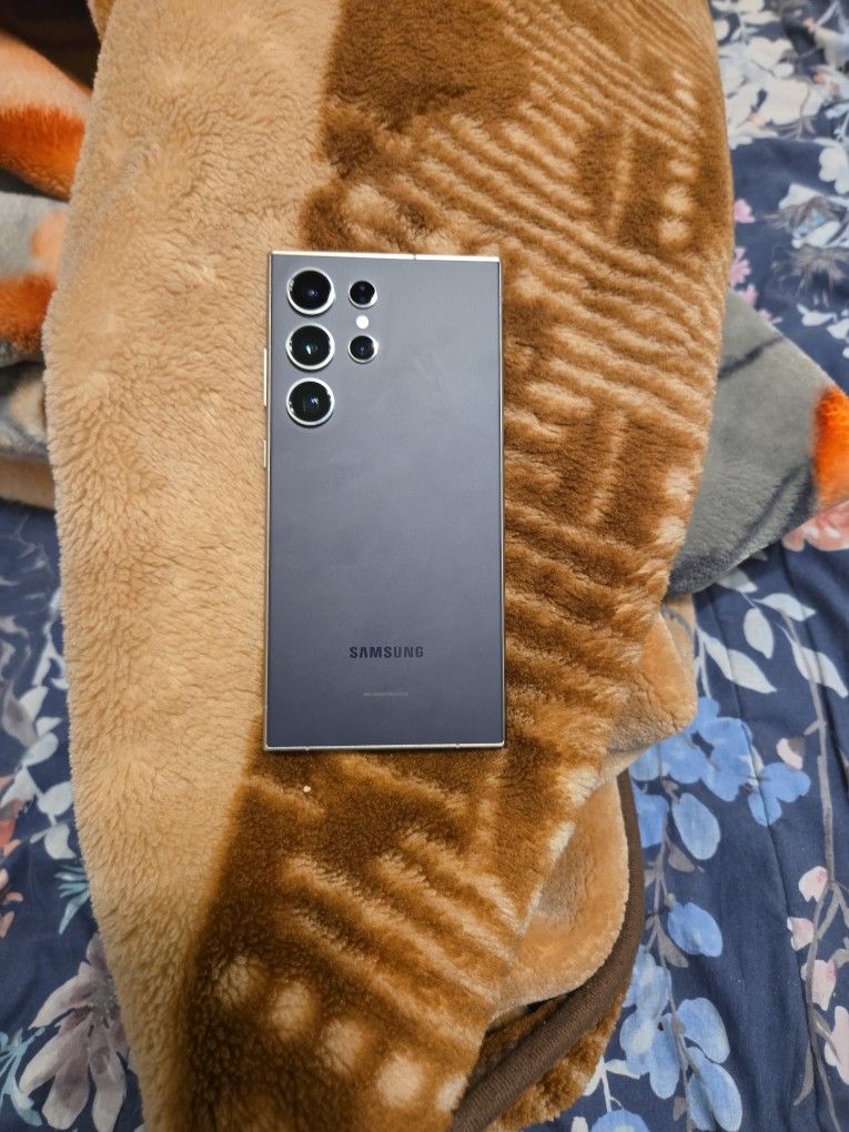 S24 Ultra Tmobile/ Metro