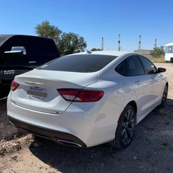 2015 Chrysler 200 