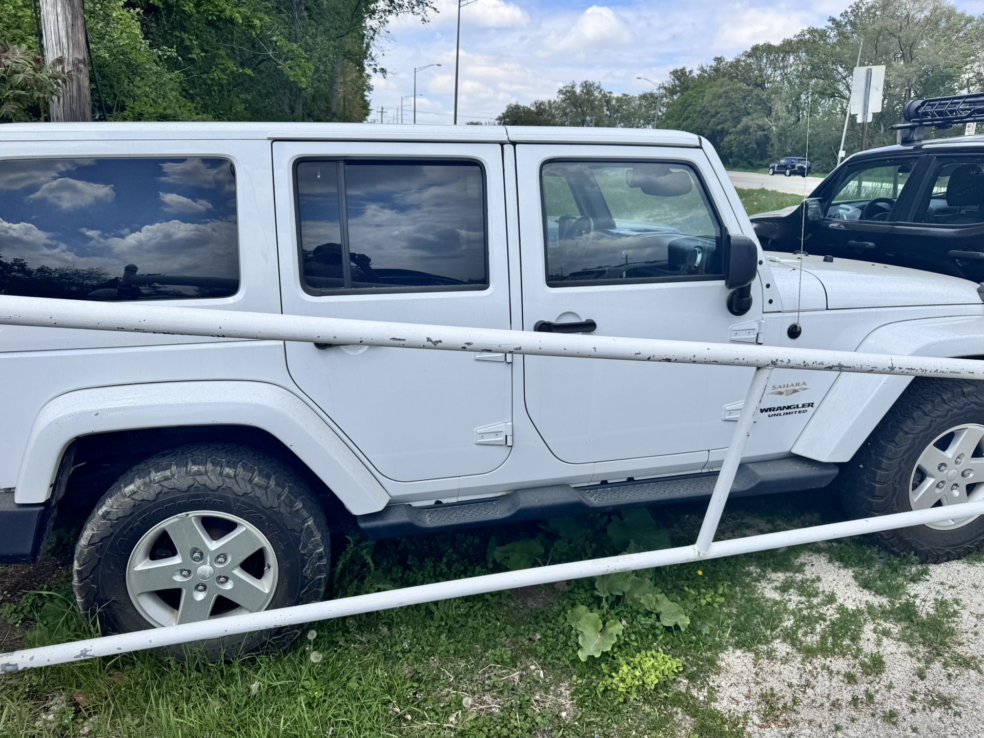 2014 Jeep Sierra Doors