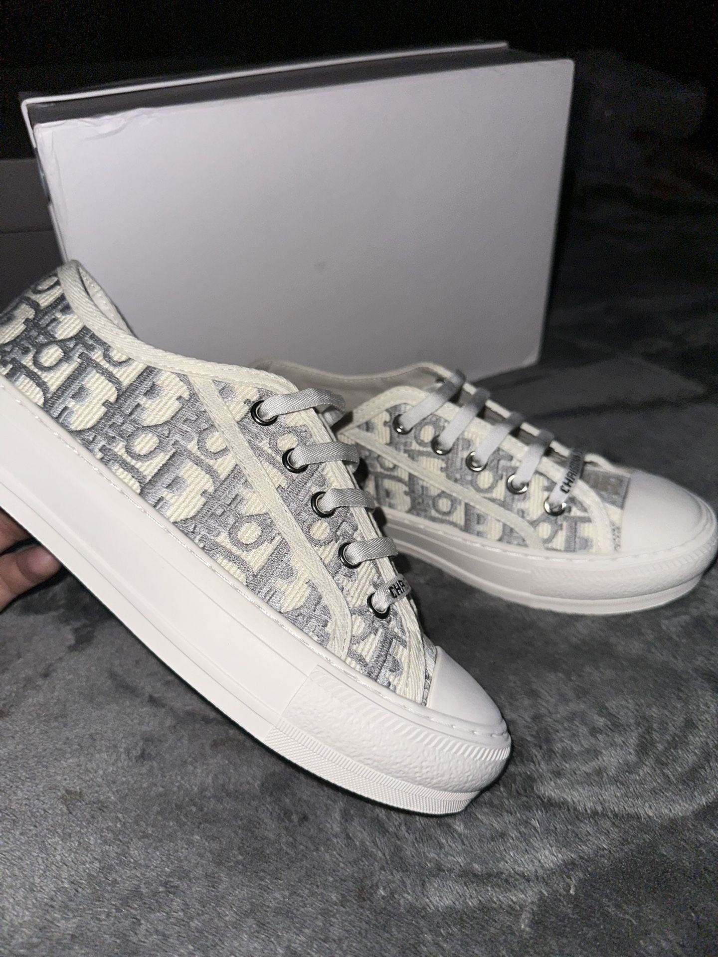 Women’s Shoes
