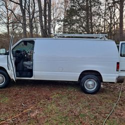 2005 Ford E-250