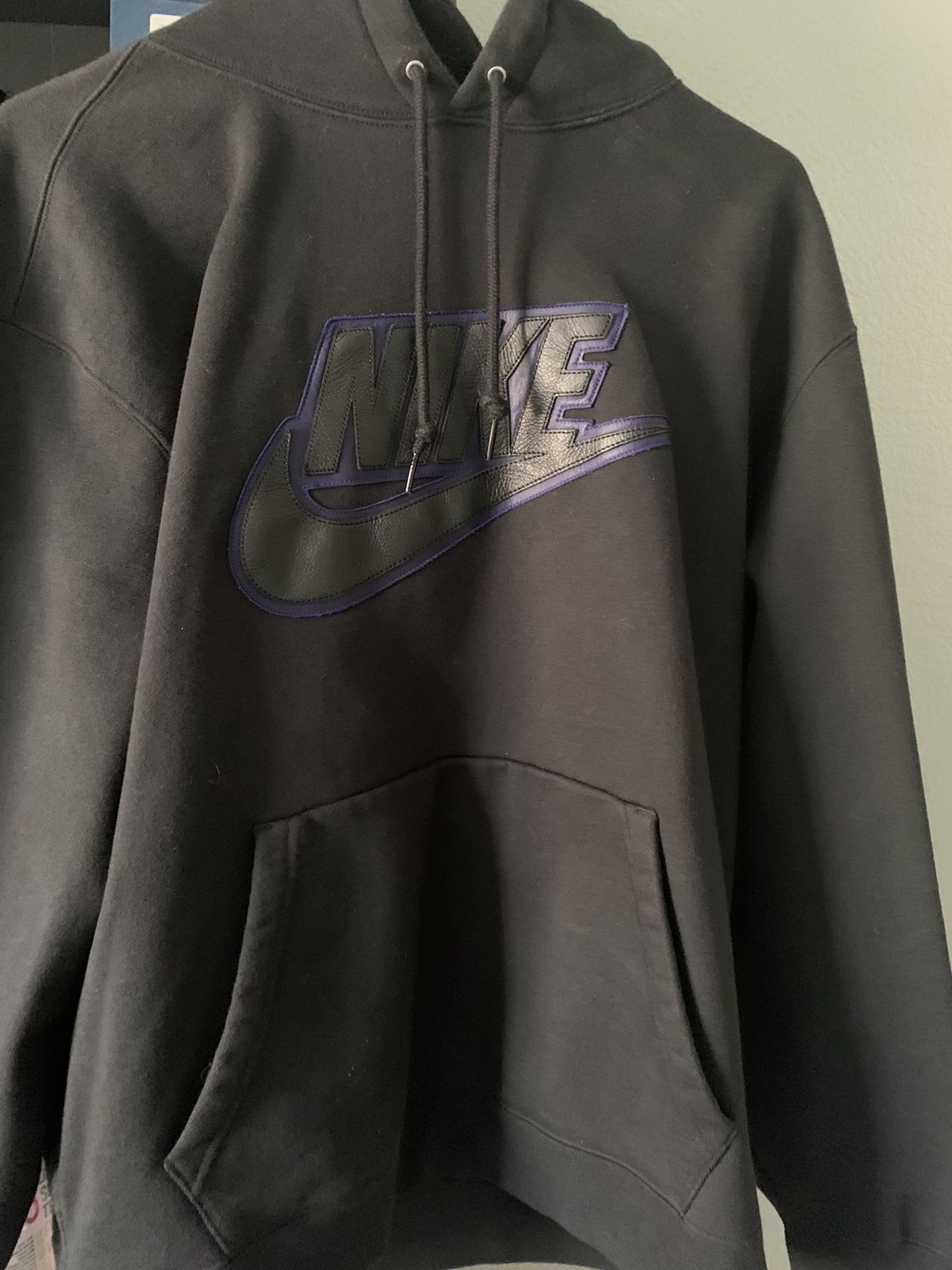 Supreme nike applique hoodie hotsell