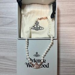 Mini Bas Relief Pearl Choker Necklace in Rose Gold
