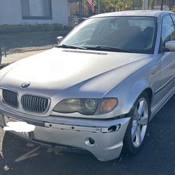BMW 2004 330i