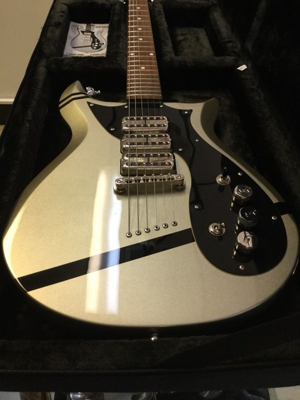 Gretsch G5135PS Stump-o-matic Rare Silver w/Black stripe Finish