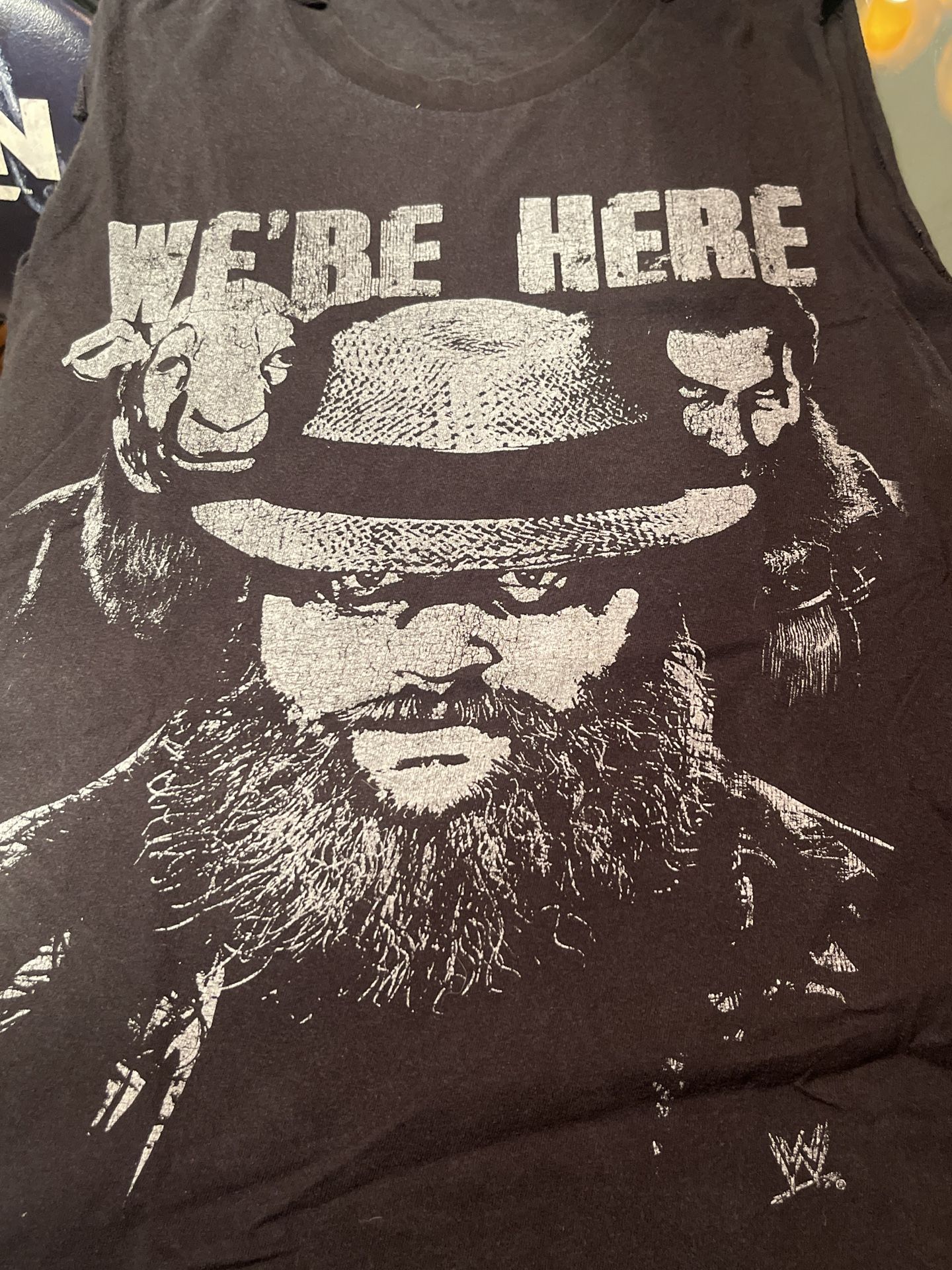 WWE Wyatt Family/Bray Wyatt We’re Here Muscle Tee S