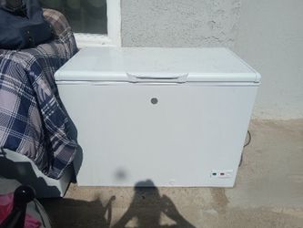 Deep freezer