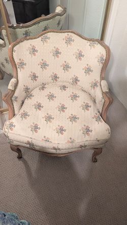 Antique accent chair