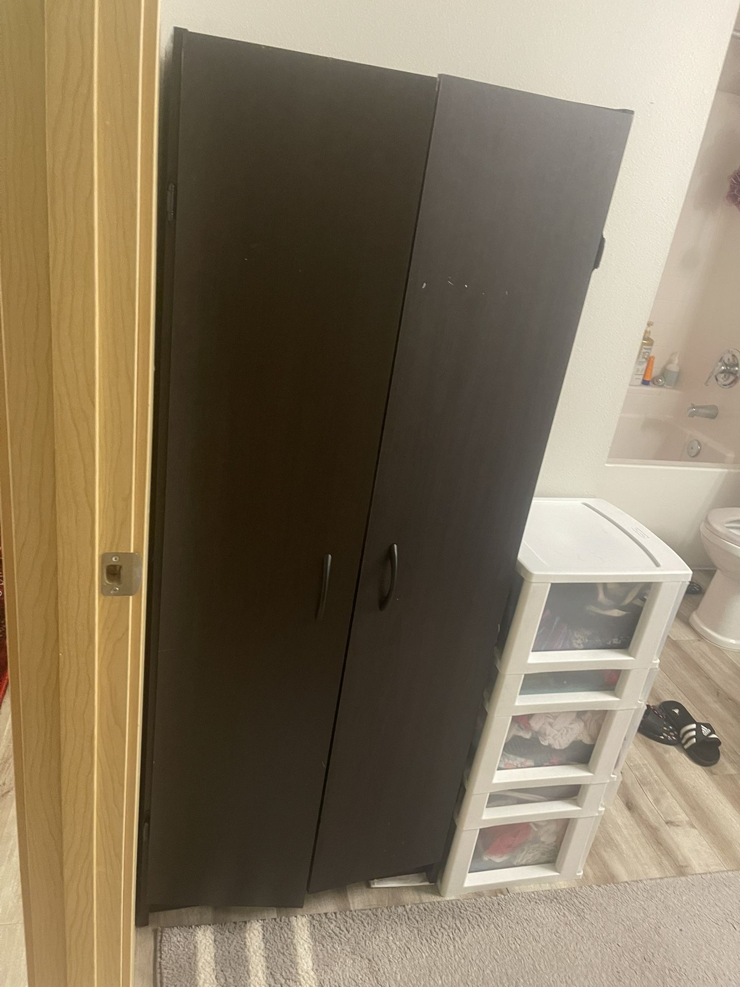 Close pie safe.