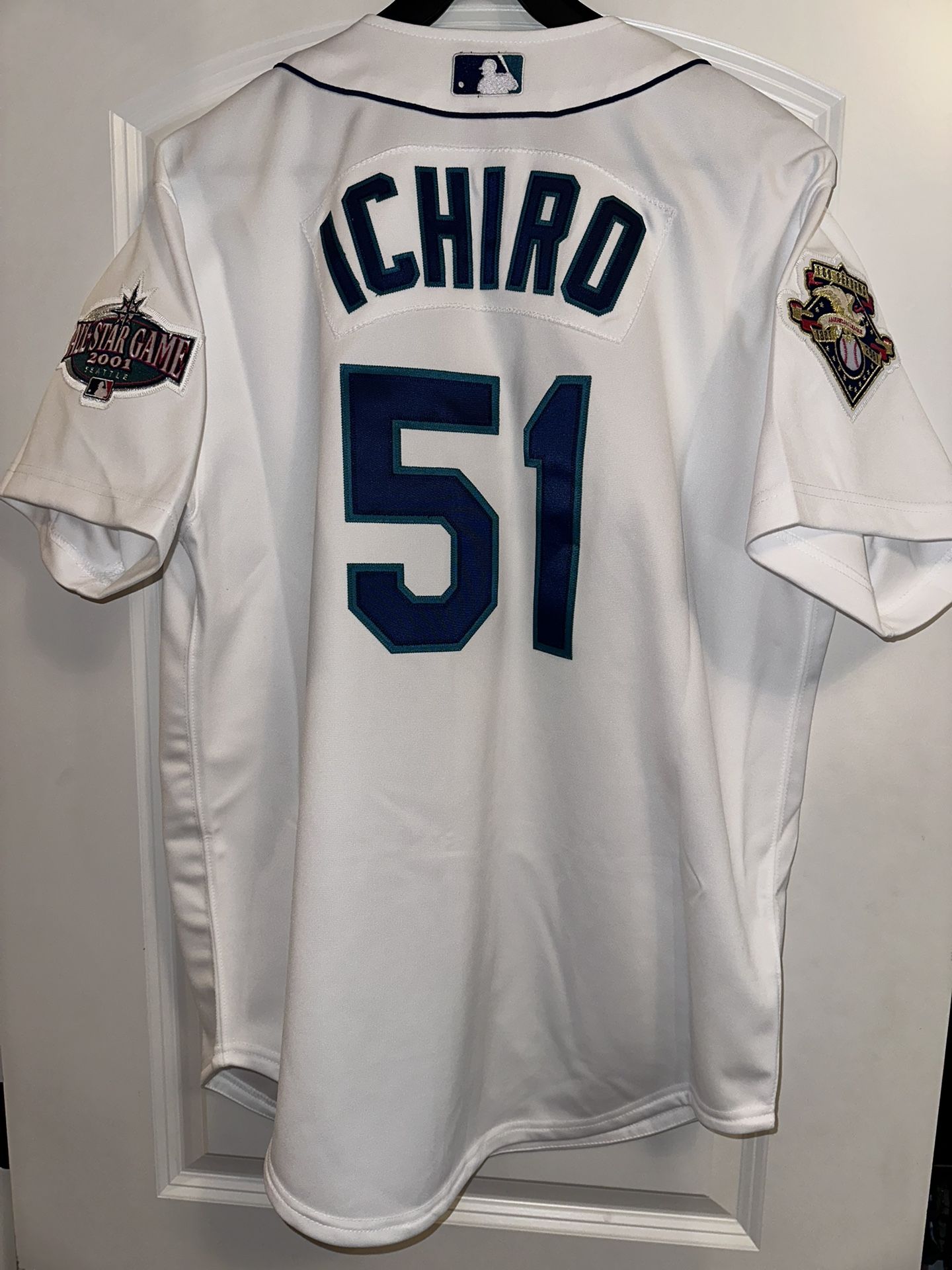 Brand new Ichiro Seattle Mariner Large Jersey Mitchell & Ness