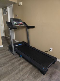 Treadmill Pro-Form 550 Delivery Available