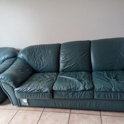 3 Couches For Free