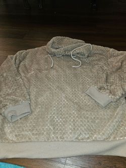 Ladies Pull Over Sweater