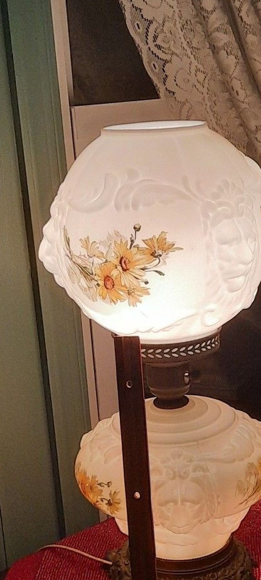 Hurricane, Bubble, Gone With The Wind Lamp...works, Glass In Very Good Condition, Hedco Co. Mfg.