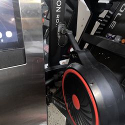 Echelon Row Machine Hardly Used