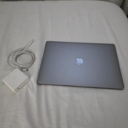Apple MacBook Pro 16-in Gen 1