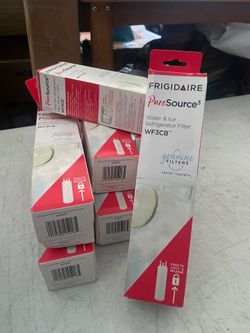 Frigidaire WF3CB Puresource3 Refrigerator Water Filter, White, 1 Count (Pack of 1)