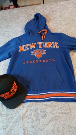 Men's knicks hoodie  size Medium