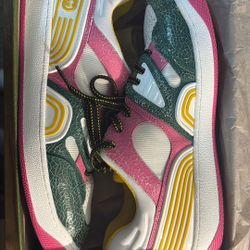 Women’s Gucci Sneakers 